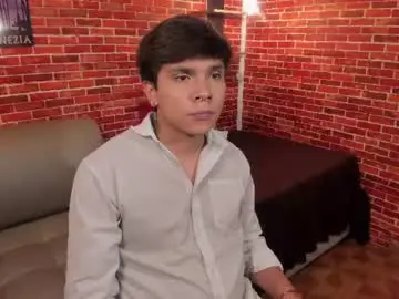 Chaturbate Live Sex of thiago_kozak