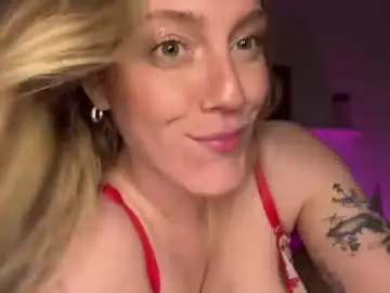 Chaturbate Adult Video Chat of emmaonlyx1