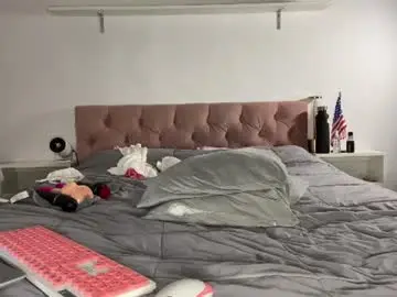 Chaturbate Free Porn Cam of emmaonlyx1
