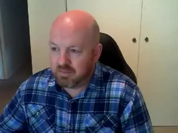 Chaturbate Live Sex Cam of kiwiben45