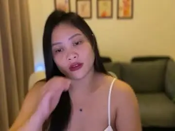 Chaturbate Live Sex Cam of sweetestsmile_