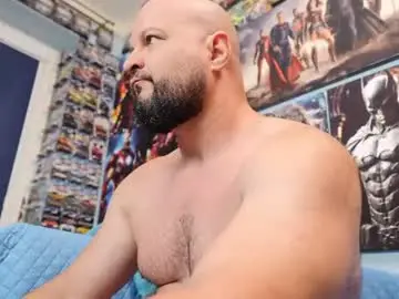 Chaturbate Watch Live Sex Cams of muscular_bear