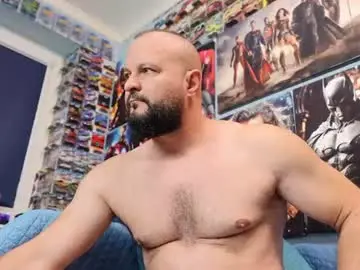Chaturbate Live Porn of muscular_bear