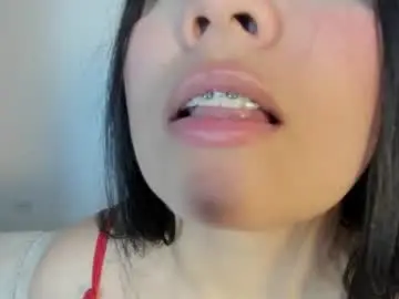 Chaturbate Live Sex Cam of rubyhlowe