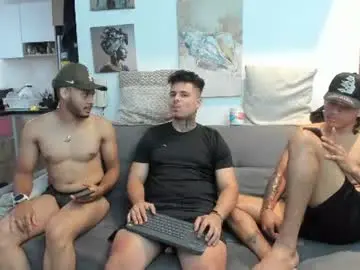 Chaturbate Best live sex cam show of straight__friends