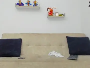 Chaturbate Live Sex Cam of straight__friends