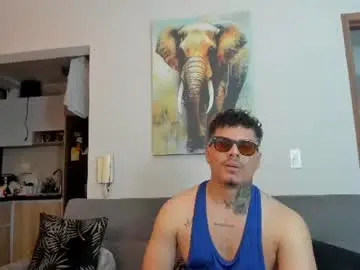 Chaturbate Free Porn Cam of straight__friends