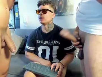 Chaturbate Sex Chat of straight__friends