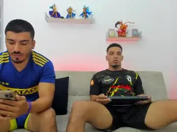 Chaturbate Free Porn Cam of straight__friends