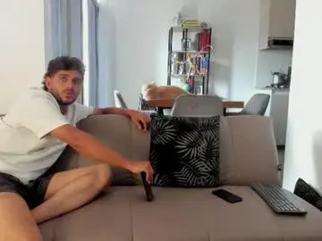 Chaturbate Free Porn Cam of straight__friends