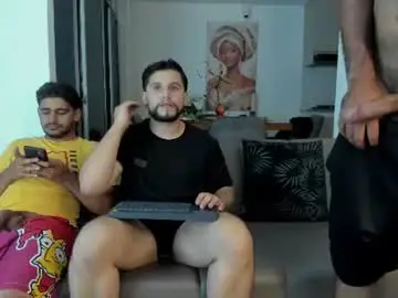 Chaturbate Free Porn Cam of straight__friends