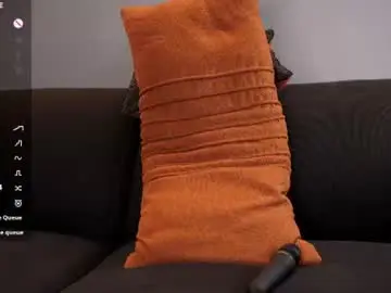 Chaturbate Watch Live Sex Cams of cinacandy