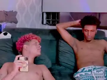 Chaturbate Live Porn of extreme_boysxxx