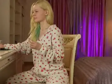 Chaturbate Sex Cam of incredible__shell_