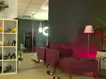 Chaturbate Best live sex cam show of maddyheart