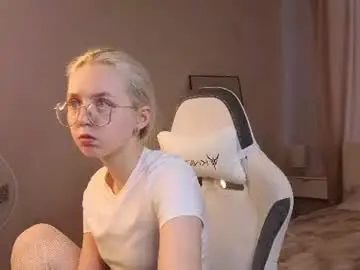 Chaturbate Free Porn Cam of mollyy_snow
