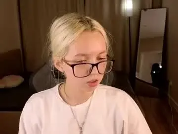 Chaturbate Live Porn of mollyy_snow