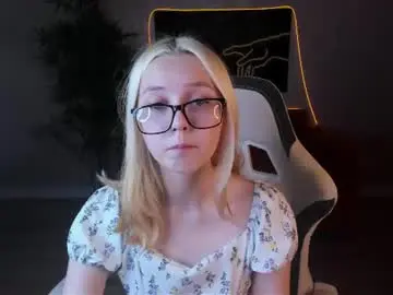 Chaturbate Best live sex cam show of mollyy_snow