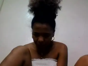 Chaturbate Watch Live Sex Cams of najila32