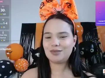 Chaturbate Live Sex Cam of nicolle_jenifer