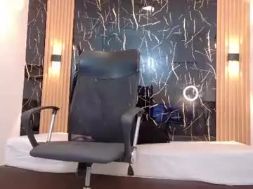 Chaturbate Live Sex Cam of valerihot_1