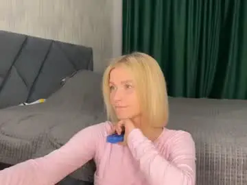 Chaturbate Nude Webcam of adele_nick2202