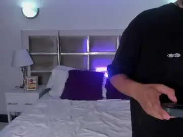 Chaturbate Live Sex of alex_and_miia_