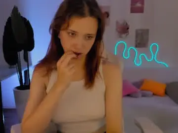 Chaturbate Free Live Porn of ginnygingergirl