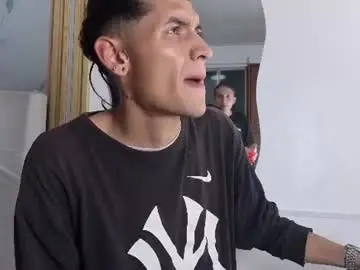 Chaturbate Sex Chat of royalsexx__