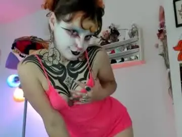Chaturbate Live Sex Cam of friskyflowers