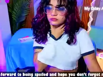 Chaturbate Free Live Porn of kristen_tay