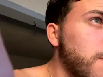 Chaturbate Nude Webcam of wentbrokeonstrippers