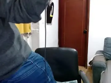 Chaturbate Free Porn Cam of lau16310