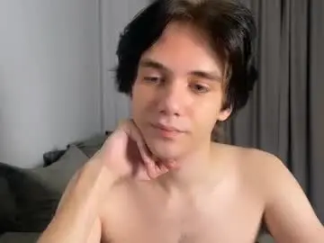 Chaturbate Adult Webcams of zombde32