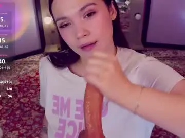Chaturbate Live Sex Cam of chery_lady22