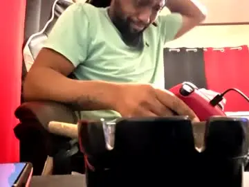 Chaturbate Free Porn Cam of glomightyj