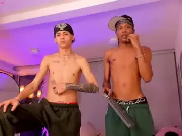 Chaturbate Free Live Porn of lennercollins_