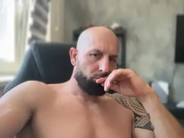 Chaturbate Free Live Porn of tommyx01