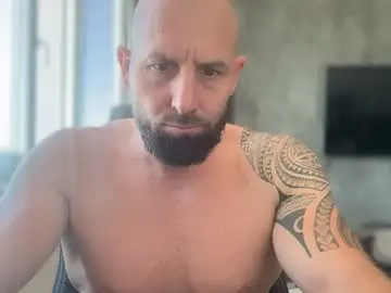 Chaturbate Live Sex Cam of tommyx01