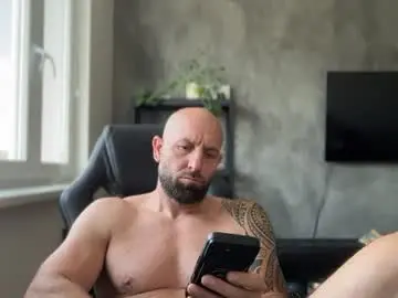 Chaturbate Live Sex Cam of tommyx01