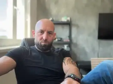 Chaturbate Live Sex Cam of tommyx01