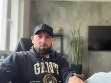 Chaturbate Watch Live Sex Cams of tommyx01
