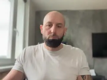 Chaturbate Live Sex Cam of tommyx01
