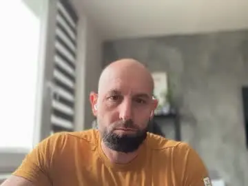 Chaturbate Live Porn of tommyx01