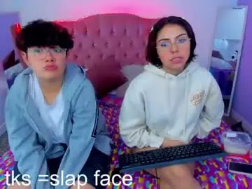 Chaturbate Live Sex of zooble_28