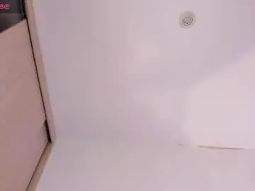 Chaturbate Best live sex cam show of hollyprincess_2