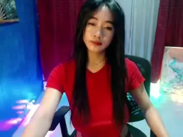 Chaturbate Live Sex Cam of lovelypetite143