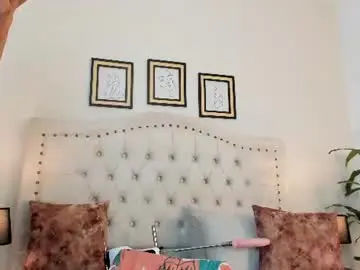 Chaturbate Best live sex cam show of noa_morena