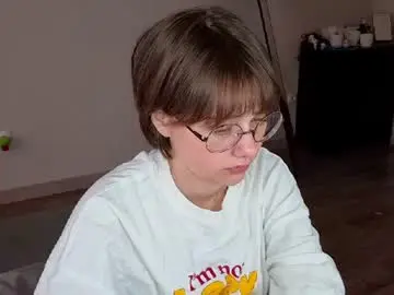 Chaturbate Live Sex Cam of richardlundsten