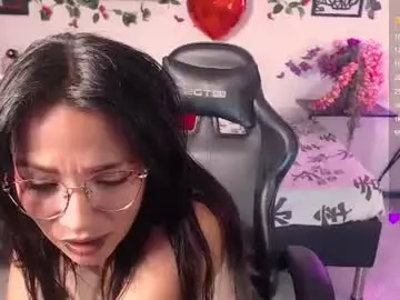 Chaturbate Best live sex cam show of dakota_ro